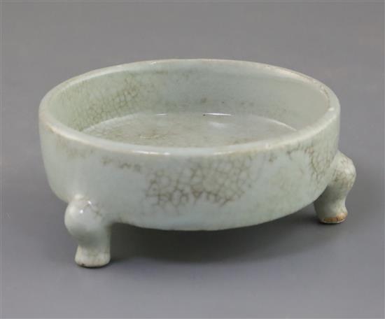 A Chinese celadon crackle glaze tripod censer, Yongzheng mark, late 19th/early 20th century, D. 11.3cm